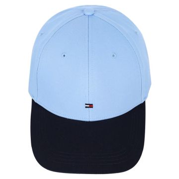 tommy hilfiger chappals